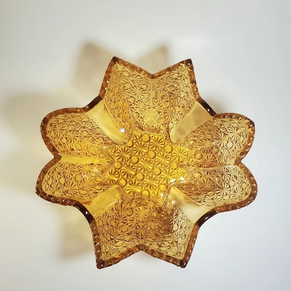 VINTAGE - L.G. Wright's Daisy & Buttons Diamond Amber Bowl Rare Find EUC
